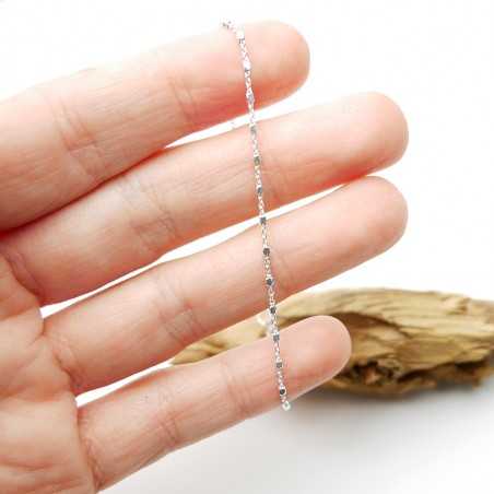 Minimalistisches Armband aus recyceltem 925er Silber für Damen mit abwechselnden quadratischen Perlen