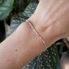 Minimalistisches Armband aus recyceltem 925er Silber für Damen mit abwechselnden quadratischen Perlen