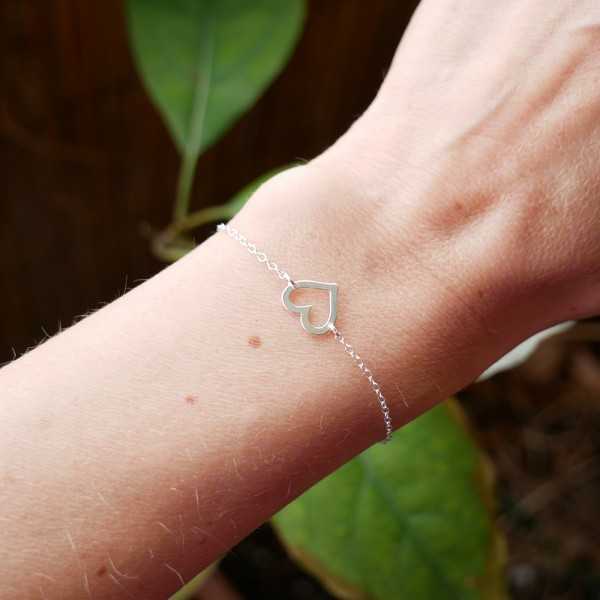 Bracelet femme grand cœur évidé en argent 925 recyclé minimaliste pour femme
