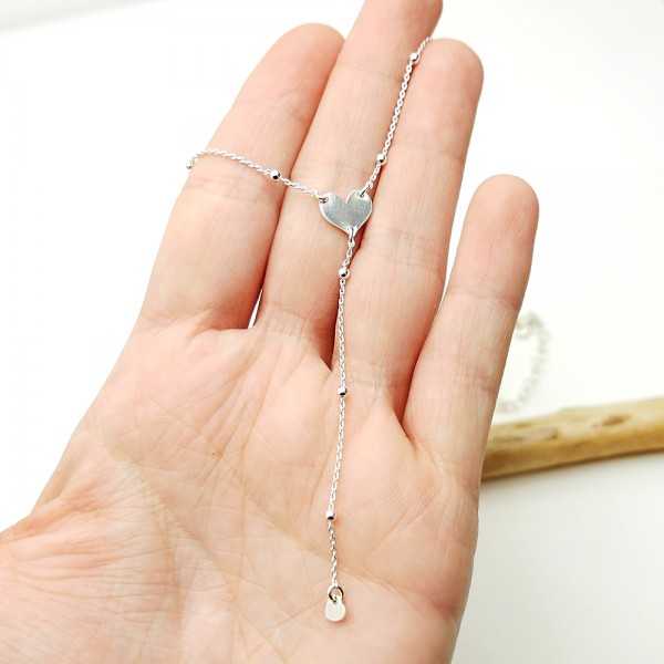 Damen-Herz-Y-Halskette aus minimalistischem recyceltem 925er Silber für Damen an einer feinen, verstellbaren Perlenkette