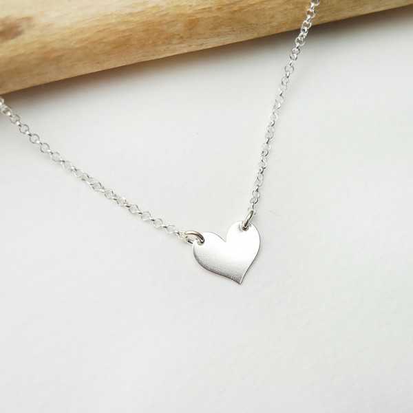 Fine heart women's necklace in minimalist recycled 925 silver for women and children on a fine adjustable chain