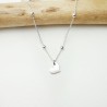 Solitärer Damen-Herzanhänger aus minimalistischem recyceltem 925er Silber für Damen an einer feinen, verstellbaren Perlenkette