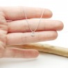 Kleiner einzelner Herzanhänger an einer feinen verstellbaren Kette für Damen aus minimalistischem recyceltem 925er Silber