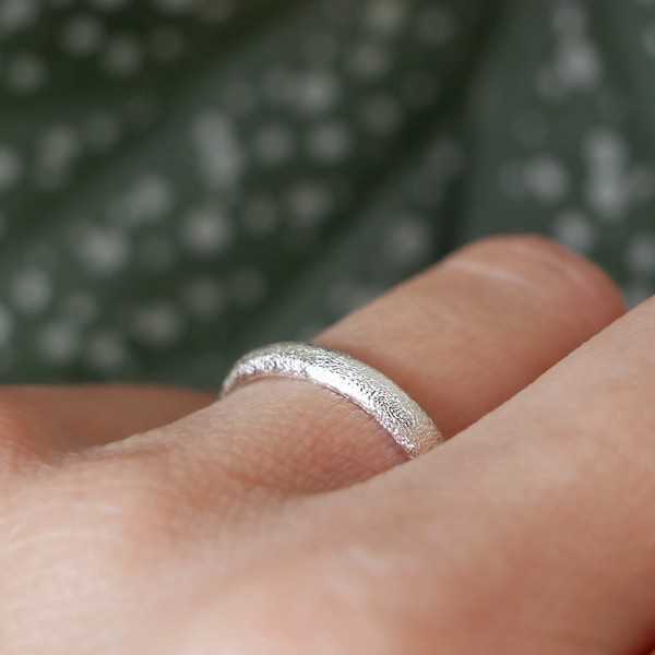 Recycled 925 silver wedding 3 mm half bangle ring sandblasted stackable for men and women