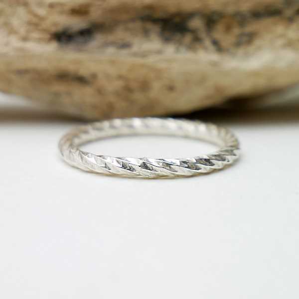 Thick and minimalist sterling silver stackable twisted ring