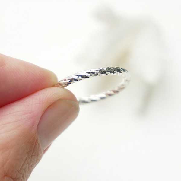 Thick and minimalist sterling silver stackable twisted ring